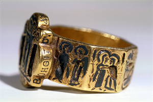 Image of Octagonal Marriage Ring with Holy Site Scenes