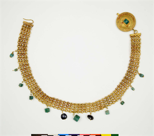 Image of Chain Mesh Necklace with Circular Clasp with Cabochon and Pendant Emeralds and Sapphires